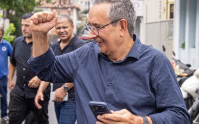 Eduardo Amorim aparece em primeiro lugar na intenção de voto para o Senado