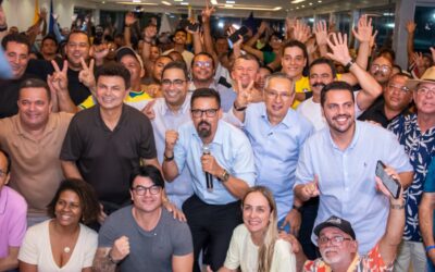 Valmir de Francisquinho e Eduardo Amorim recebem apoio de lideranças no Marcos Freire II