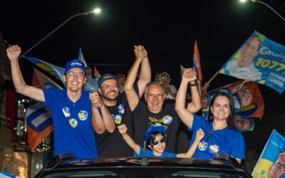 Eduardo Amorim participa de carreata ao lado de Georgeo Passos e Thiago de Joaldo